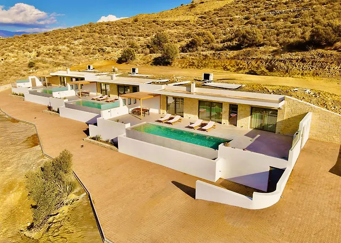 Anessis Villas And Suites